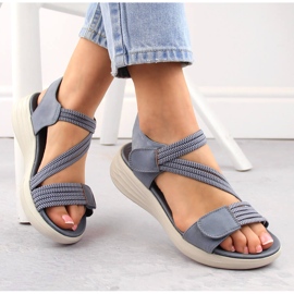 Sandale confortabile de damă cu velcro și benzi elastice, albastru eVento 7056 1 Sandale confortabile de damă cu velcro și benzi elastice, albastru eVento 7056 1