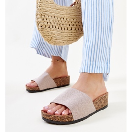 Catâri bej închis cu o pană de plută Naifene 1