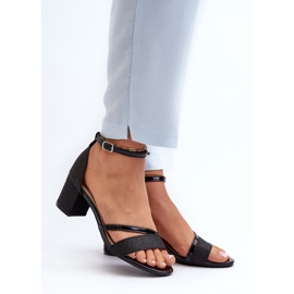 Vinceza Sandale cu toc mic pentru damă cu sclipici Ploemis negre negru 2 Vinceza Sandale cu toc mic pentru damă cu sclipici Ploemis negre negru 2