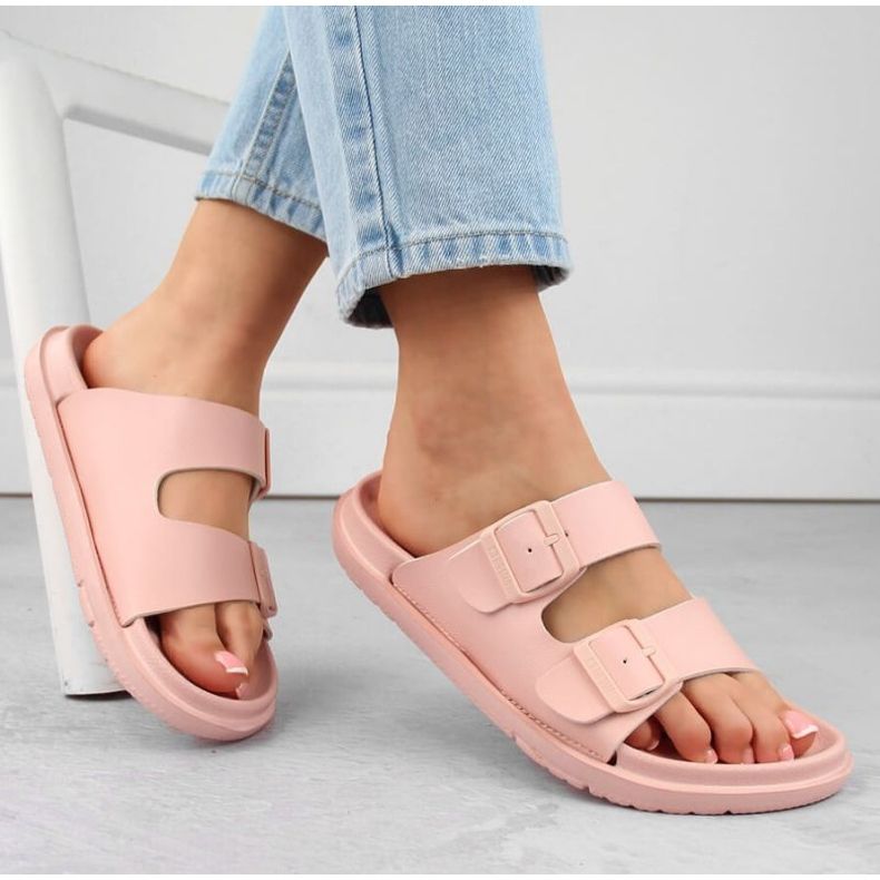 Șlapi Big Star INT2004D din spumă nudă cu catarame 1