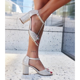 Sandale cu toc inalt cu brant din piele Gaberna bej 1