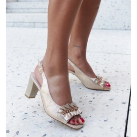 Sandale Mukaram cu toc inalt cu volan decorativ bej 1