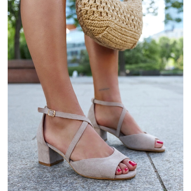 Sandale cu toc înalt cu branț din piele Raniya gri 1