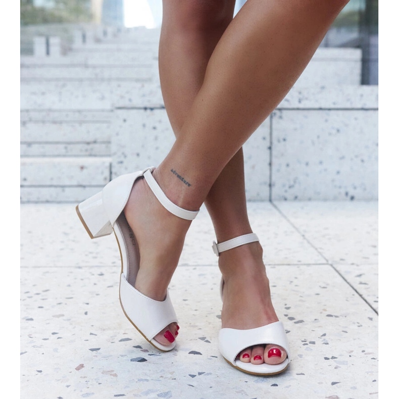 Sandale cu toc înalt cu branț din piele Sirin bej 1