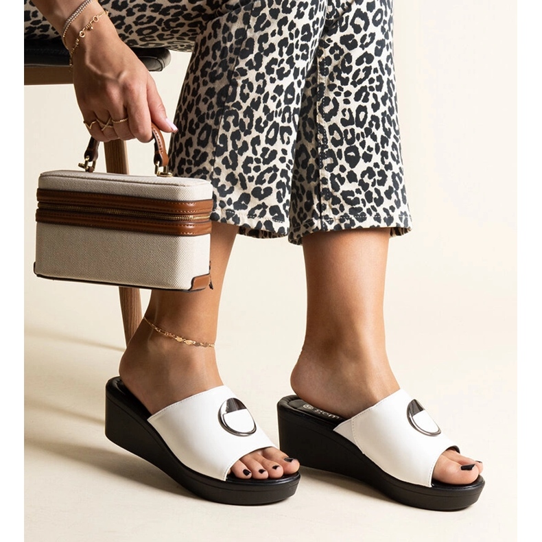 Catâri albi cu pană cu cataramă Keirenh 1