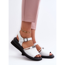 Sandale cu pană din piele de damă Vinceza 66624 alb 2
