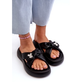 Flip-flops din piele pentru femei pe platformă neagră GOE NN2N4110 negru 5