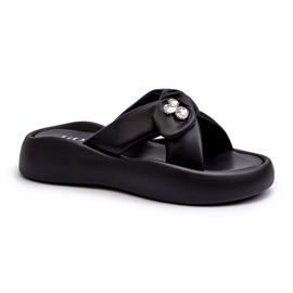 Flip-flops din piele pentru femei pe platformă neagră GOE NN2N4110 negru 2