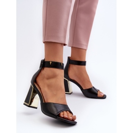 Sandale elegante de damă pe un toc înalt negru Rosazara 1