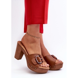 Flip-flops de damă cu toc înalt, cu cataramă, maro Betinna 2 Flip-flops de damă cu toc înalt, cu cataramă, maro Betinna 2