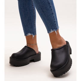 Flip-flops negri cu o talpă Huss masivă negru 1