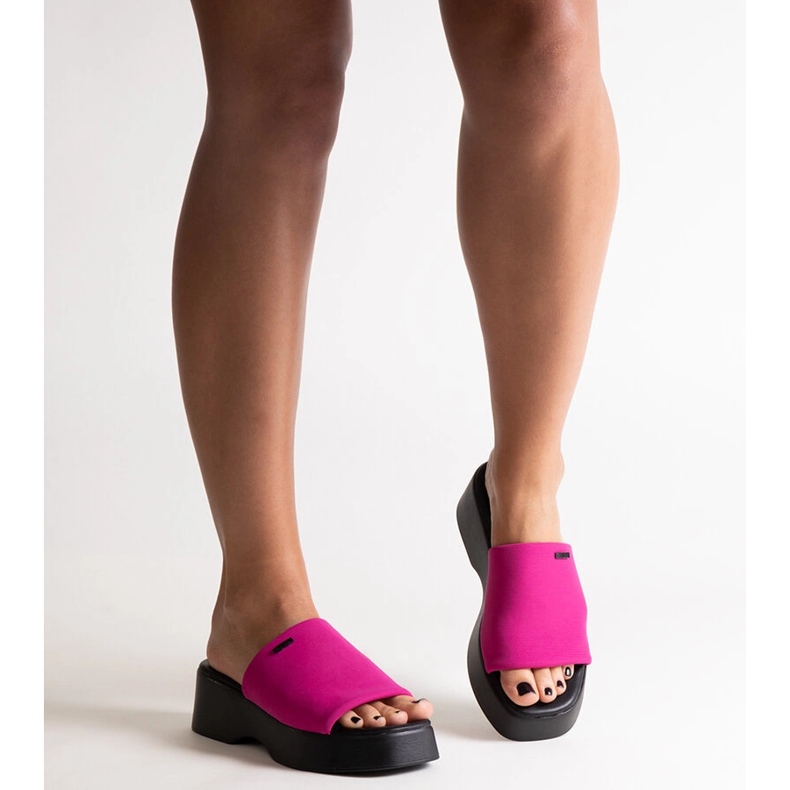 Șlapi roz pe platforma Big Star NN274026 2