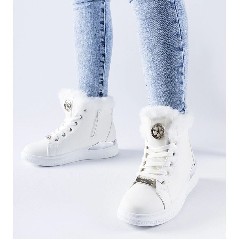 Tenisi albi cu blana de la Fiemme 1