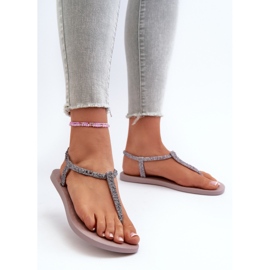 Sandale flip-flop pentru femei cu sclipici 26914 Ipanema Class Brilha Fem violet deschis 2 Sandale flip-flop pentru femei cu sclipici 26914 Ipanema Class Brilha Fem violet deschis 2