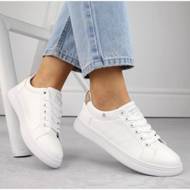 Pantofi sport albi de dama Vinceza 13610 1