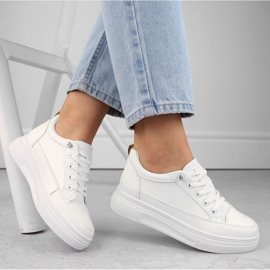 Pantofi sport albi pentru femei Vinceza 13613 1