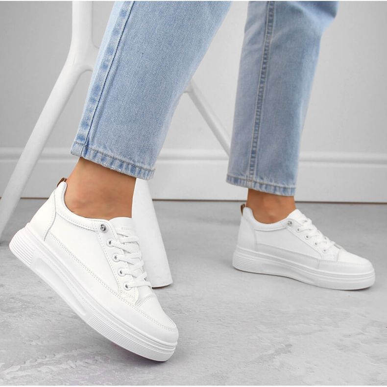 Pantofi sport albi pentru femei Vinceza 13613 2