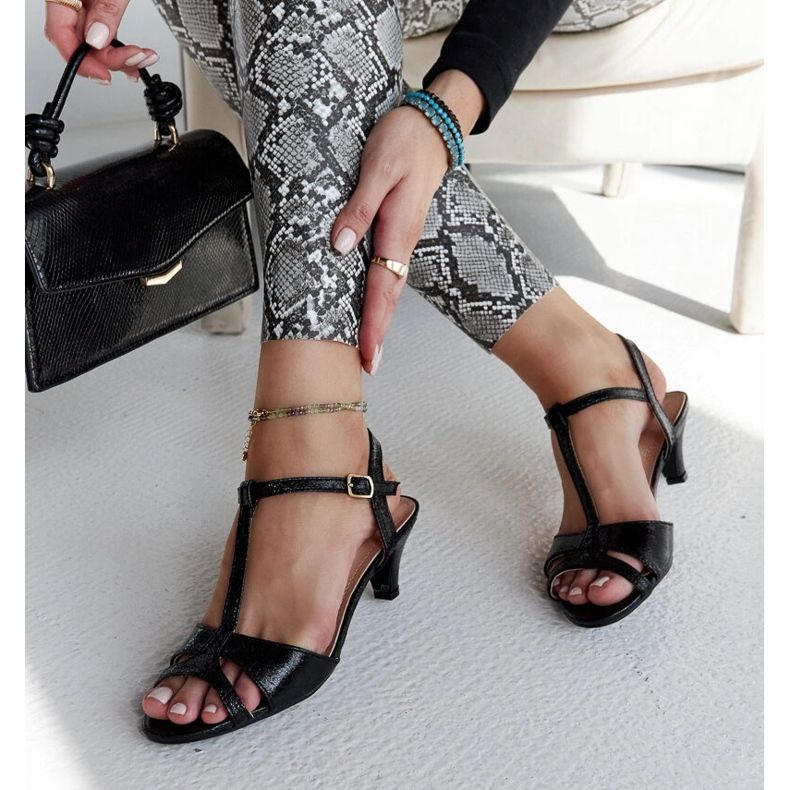 Sandale negre cu toc înalt de la Mislawa negru 1