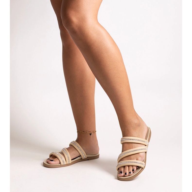 Flip-flops bej cu strasuri de la Martinela 1