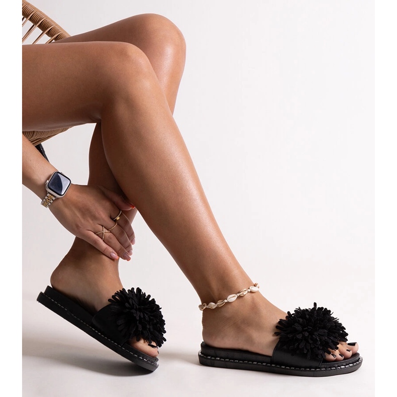 Flip-flops negri cu flori de Levina negru 1