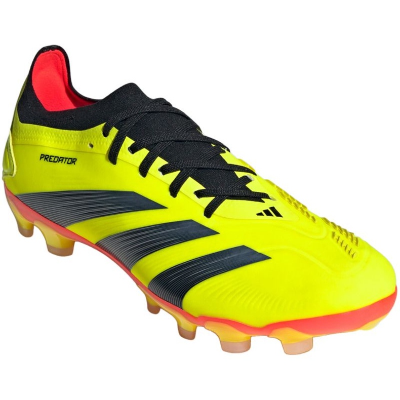 Pantofi de fotbal Adidas Predator Pro Mg M IG7732 galben 1