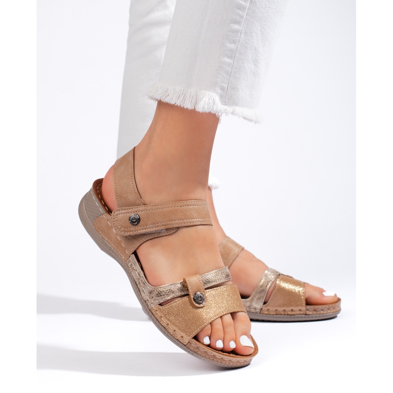 Sandale maro confortabile de dama 1 Sandale maro confortabile de dama 1