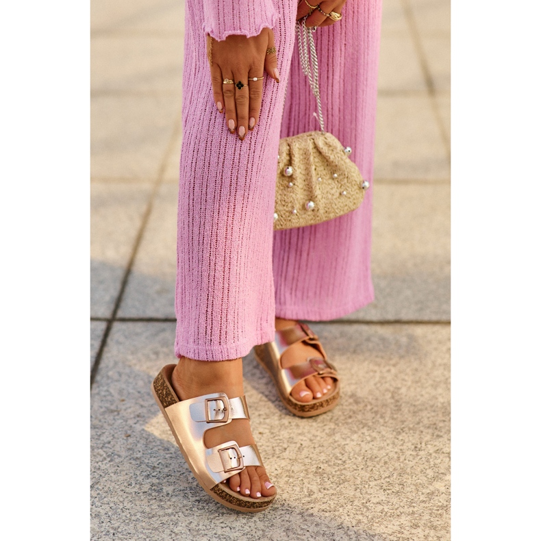 Evento Flip-flops de damă pe o platformă din plută cu catarame, Rose Gold, Klinesta de aur 1 Evento Flip-flops de damă pe o platformă din plută cu catarame, Rose Gold, Klinesta de aur 1