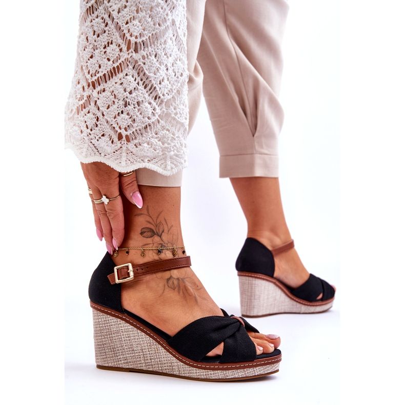 Sandale cu pană de damă negre negru 3