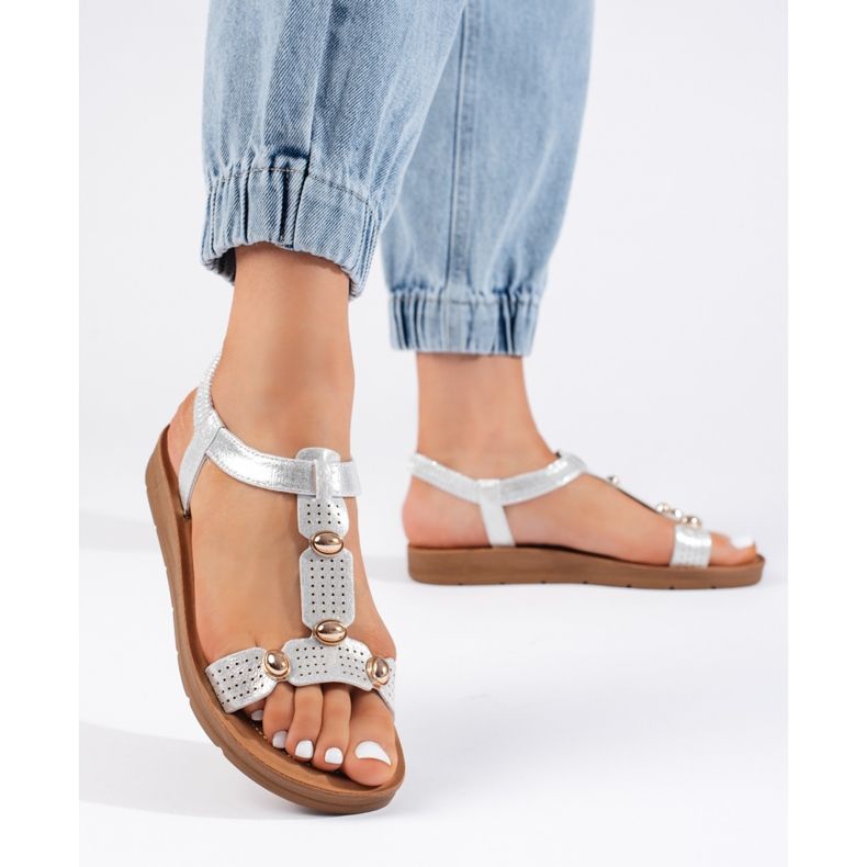 Sandale de dama argintii cu decoratiuni 1