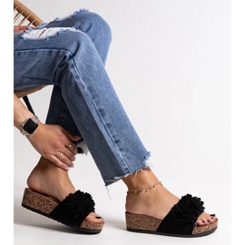 Flip-flops negri cu flori pe platforma Apolonia negru 1 Flip-flops negri cu flori pe platforma Apolonia negru 1