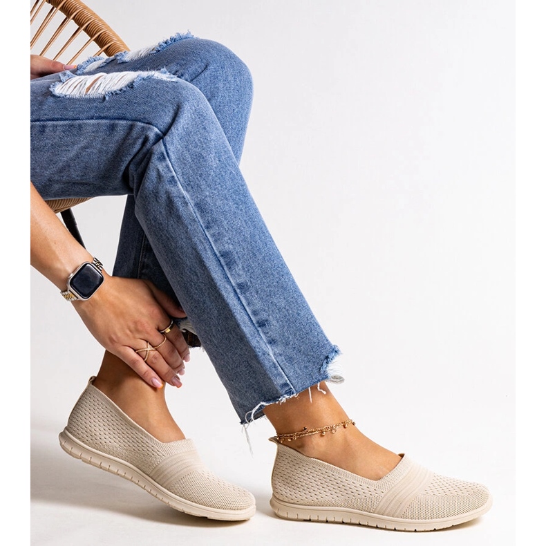 Tenisi bej Shalha cu slip-on 1