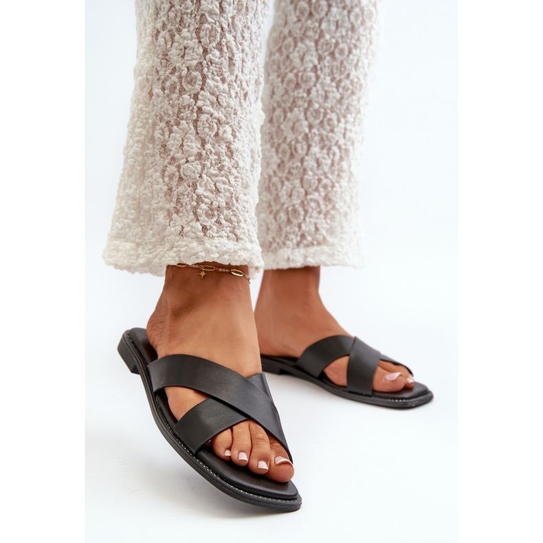 Flip-flops de damă cu toc plat din piele ecologică S.Barski KV27-002 negru 2