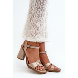 Sandale din piele cu toc înalt Maciejka 06029-25 Aur de aur 2 Sandale din piele cu toc înalt Maciejka 06029-25 Aur de aur 2