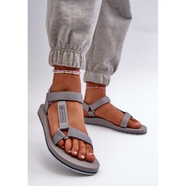 Sandale sport pentru femei 4FRSS24FSANF054-20S Gri 2 Sandale sport pentru femei 4FRSS24FSANF054-20S Gri 2