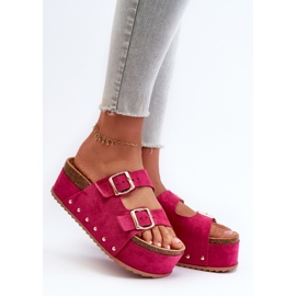 Flip-flops de damă pe o platformă masivă cu catarame fuchsia cremila roz 1 Flip-flops de damă pe o platformă masivă cu catarame fuchsia cremila roz 1