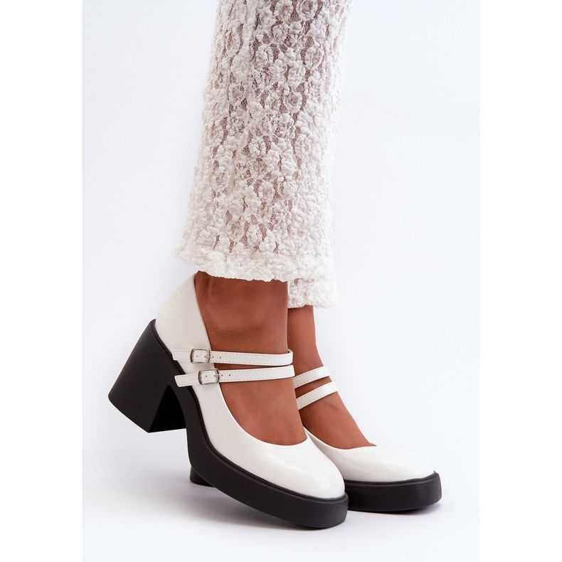 Pumps albi patentați cu tocuri groase de Halmina 1 Pumps albi patentați cu tocuri groase de Halmina 1