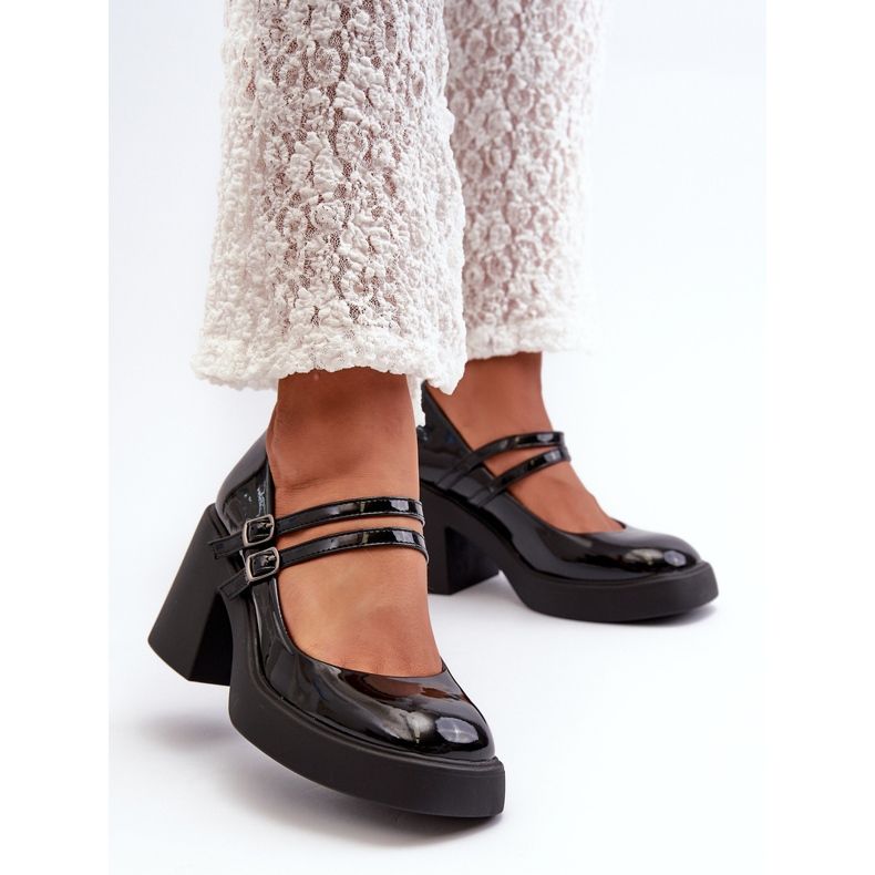 Pumps negri patentați cu tocuri groase de la Halmina negru 2