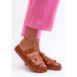 Flip-flops de damă din piele ecologică cu Velcro Camel Silaka maro 1
