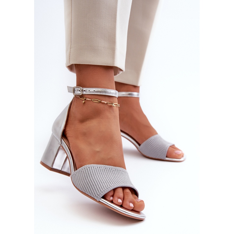 Sandale de damă cu toc înalt argintiu Desvia 2