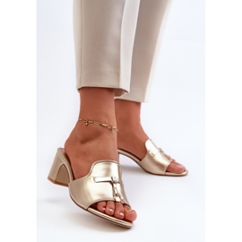 Flip-flops de damă din piele ecologică cu tocuri înalte, auriu Jemenna de aur 2