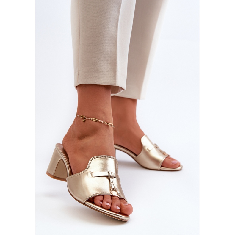 Flip-flops de damă din piele ecologică cu tocuri înalte, auriu Jemenna de aur 2