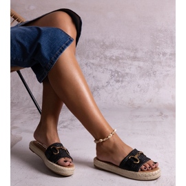 Flip-flops cu espadrile negre cu cataramă aurie de la Feorie negru 1
