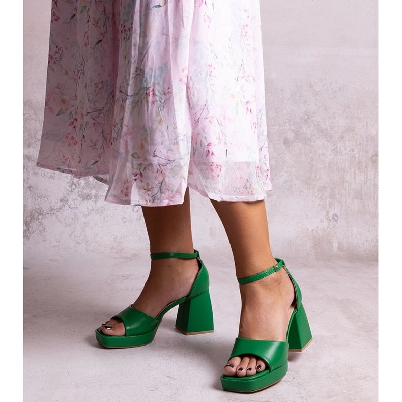 Sandale verzi cu toc înalt de la Vesna verde 1