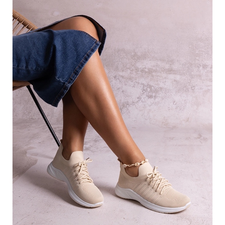 Adidași sport Muaza bej 1