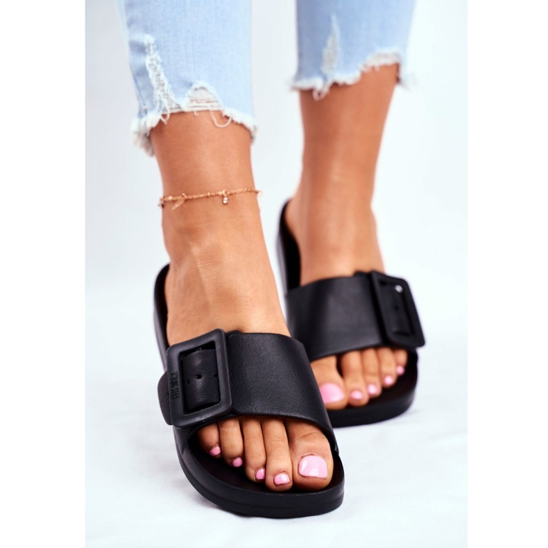 Papuci de dama Big Star cu cataramă negru FF274A389 2 Papuci de dama Big Star cu cataramă negru FF274A389 2