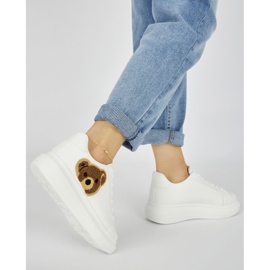 Pantofi sport de damă albi cu ursuleț de pluș 1