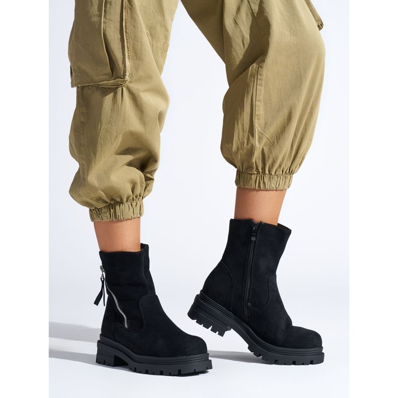 Botine de dama negre cu fermoar decorativ negru 1