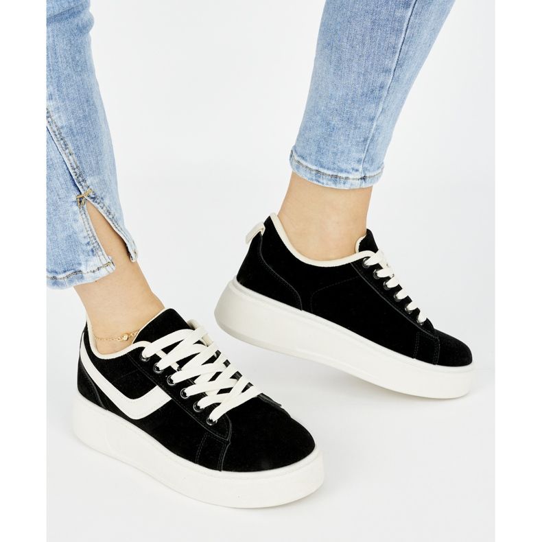 Pantofi de dama negri din piele intoarsa cu platforma negru 2