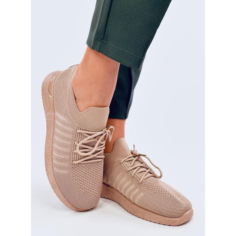 Pantofi sport Sharpe Khaki cu șosete bej 2 Pantofi sport Sharpe Khaki cu șosete bej 2
