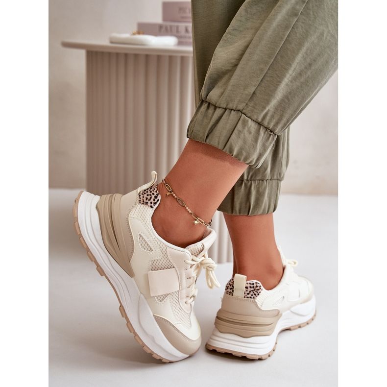 Pantofi de damă cu platformă Bej Nevelaine 2